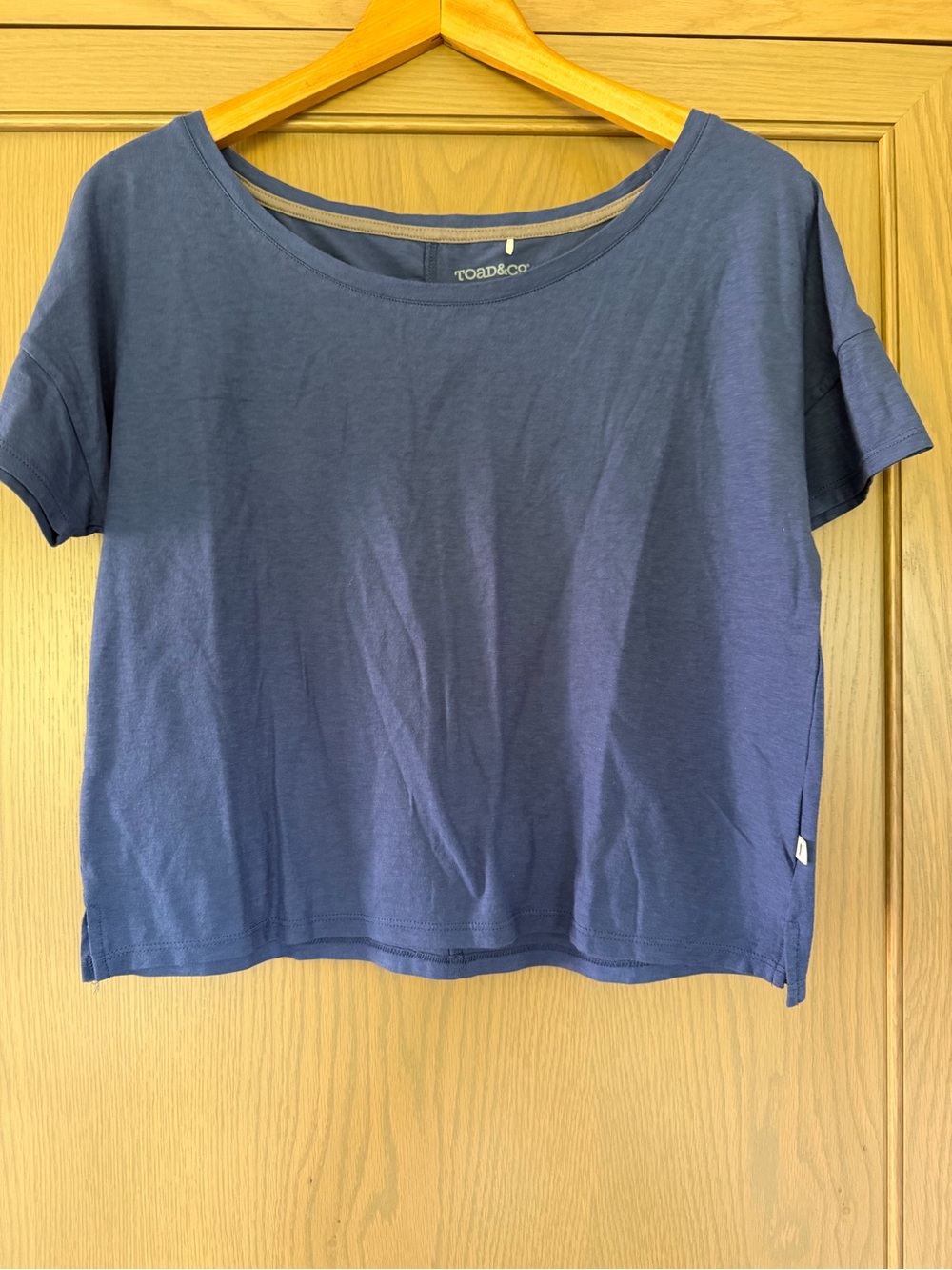 Toad&Co Navy Short Sleeve Scoop Neck Tee